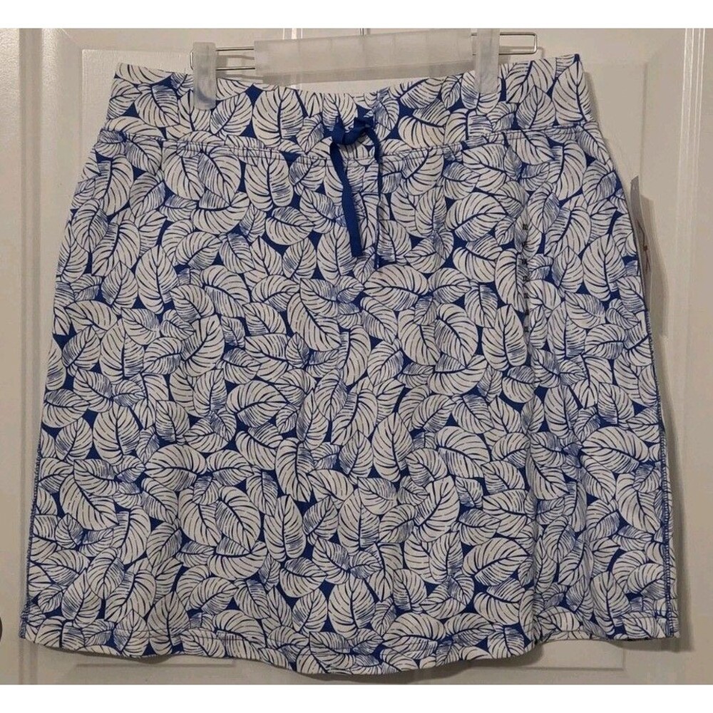 Anne Klein Sport white and blue leaf print skort - Size XXL